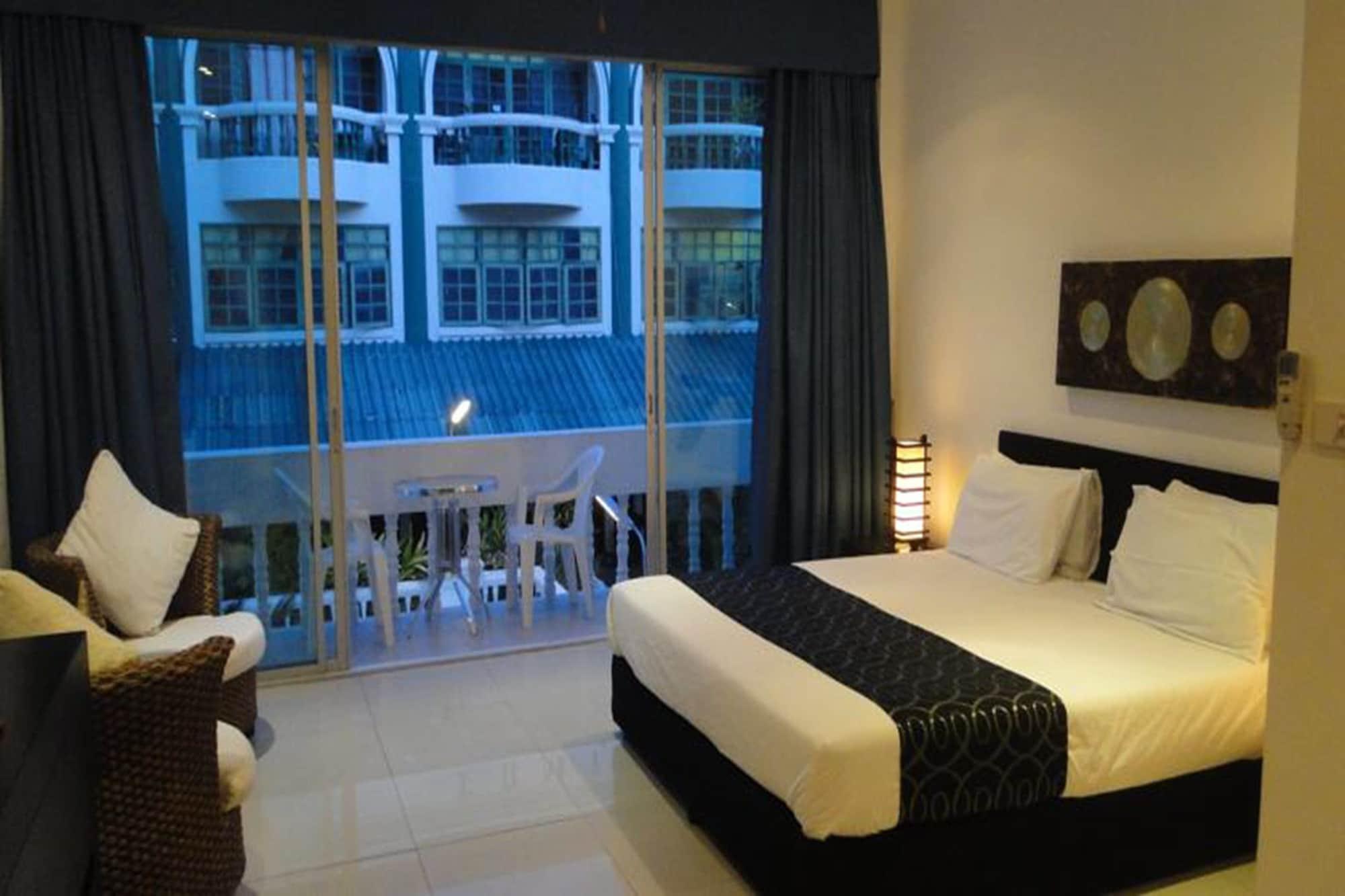 East Suites Pattaya Exterior foto