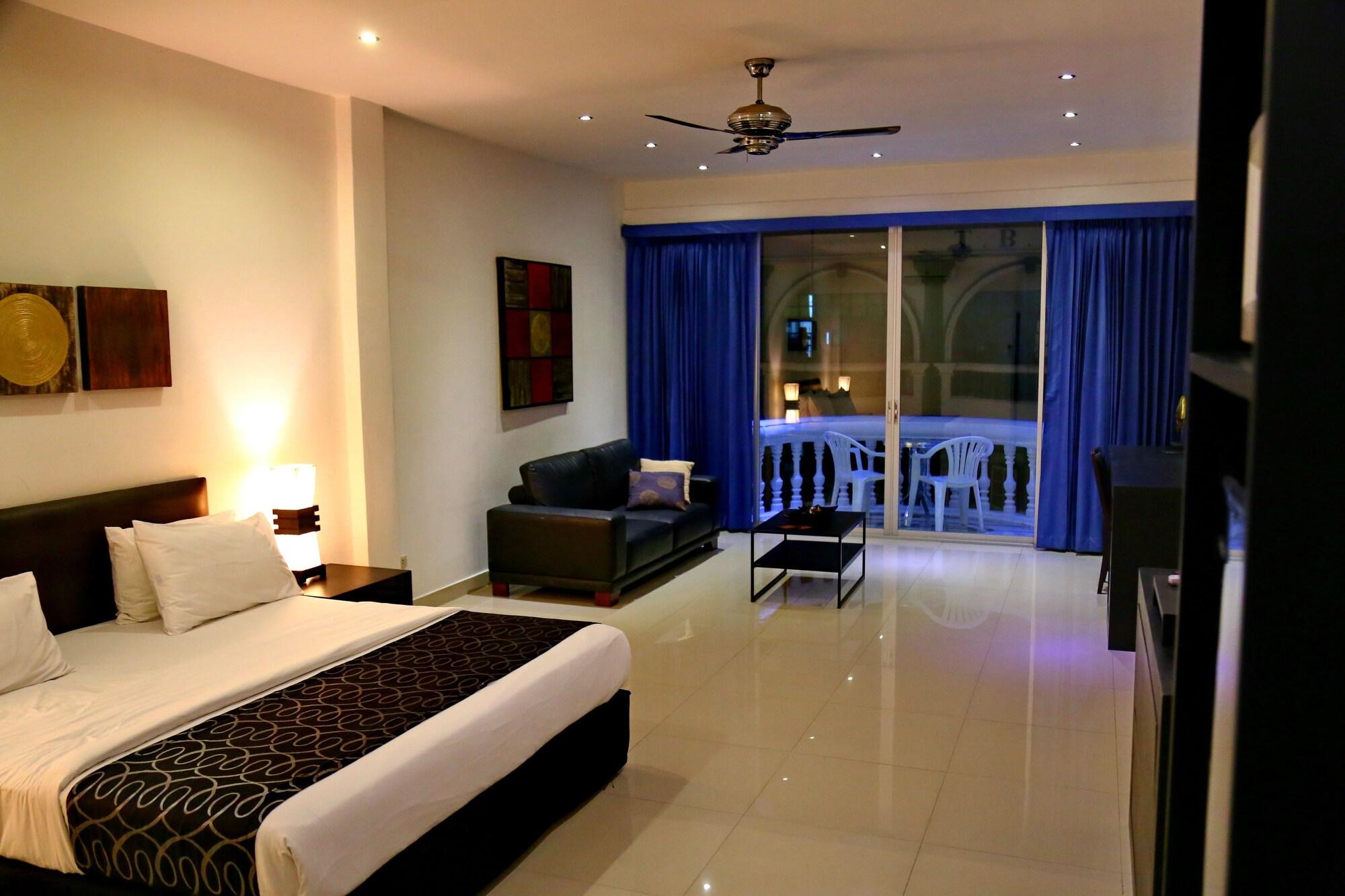 East Suites Pattaya Exterior foto
