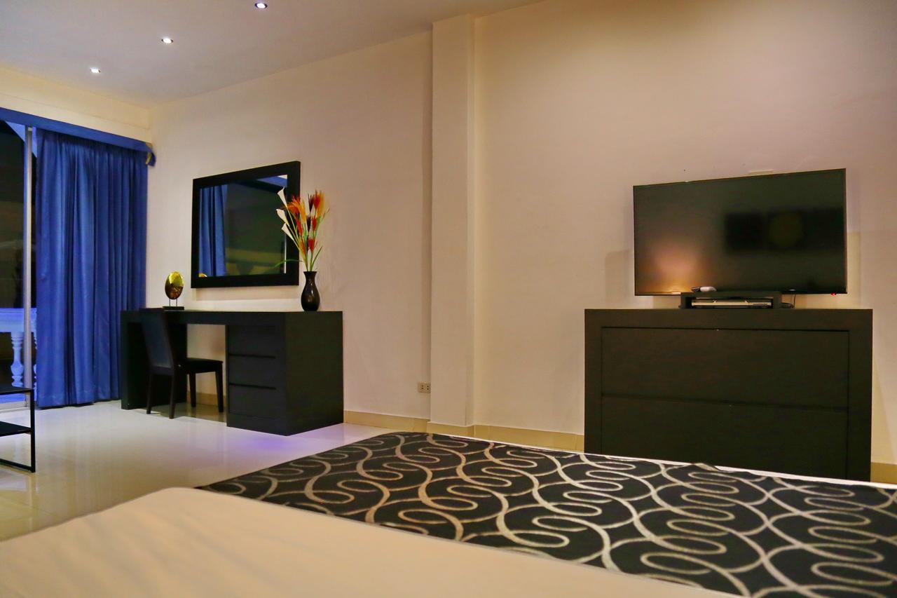 East Suites Pattaya Exterior foto