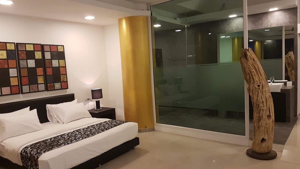 East Suites Pattaya Exterior foto