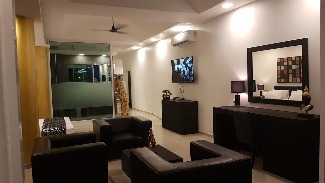 East Suites Pattaya Exterior foto